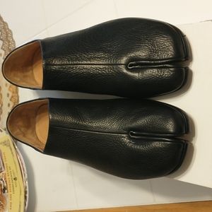 Madison Margiela mens black leather shoes size 44